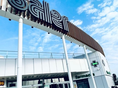 Centre Comercial Saler