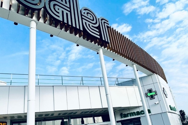 Centre Comercial Saler